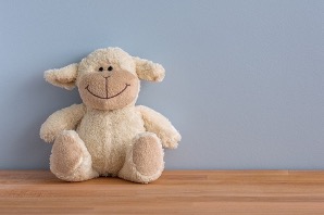 ぬいぐるみを自宅で洗濯する方法とは?洗い方と干し方のポイント