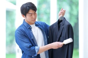 スーツの自宅ケアと保管術｜クリーニングの頻度・相場・長持ちの秘訣【クリーニング店直伝】